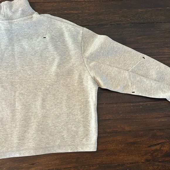 Nike Sportswear Tech Fleece Women's Oversized Turtleneck Sweatshirt - Light Gray - Picture 13 of 15